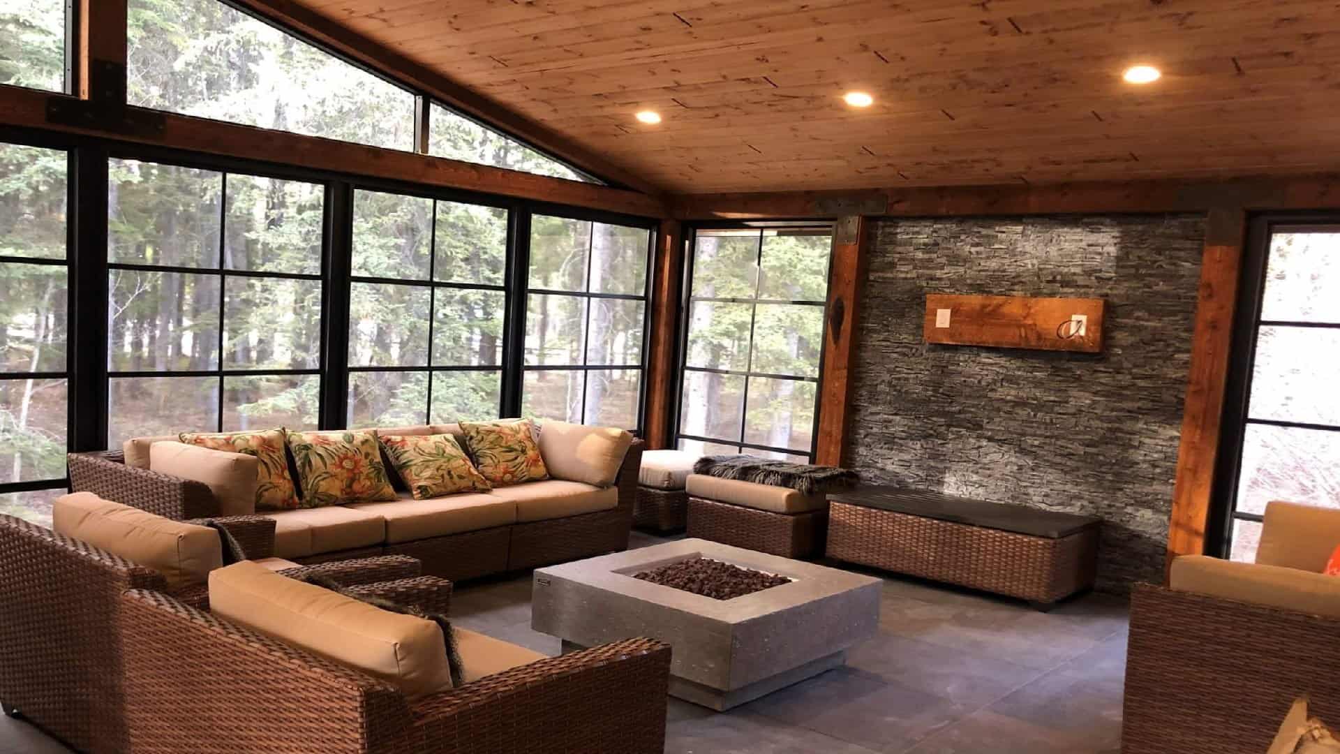Three season room inside